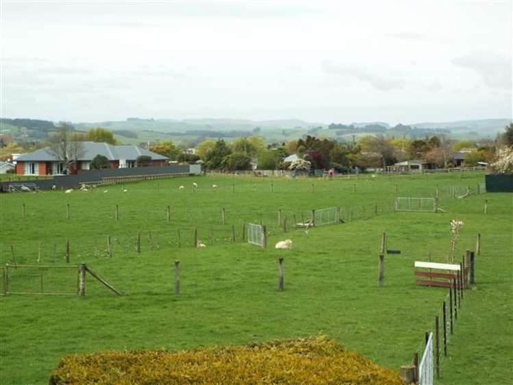 23 Naumai Street Gore_14