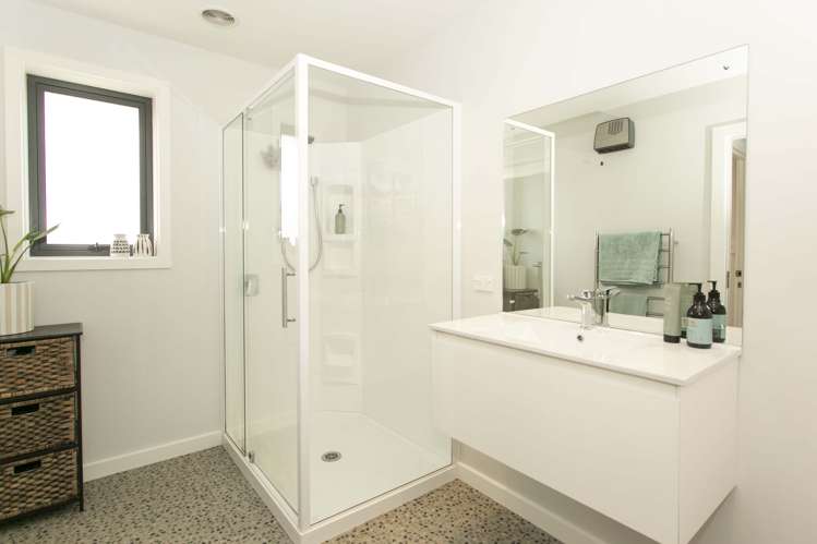 9 Avalon Grove Netherby_17