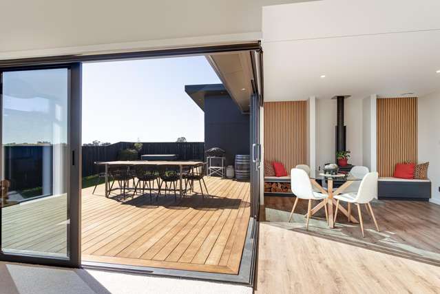 64 Les Wakefield Road Mapua_3