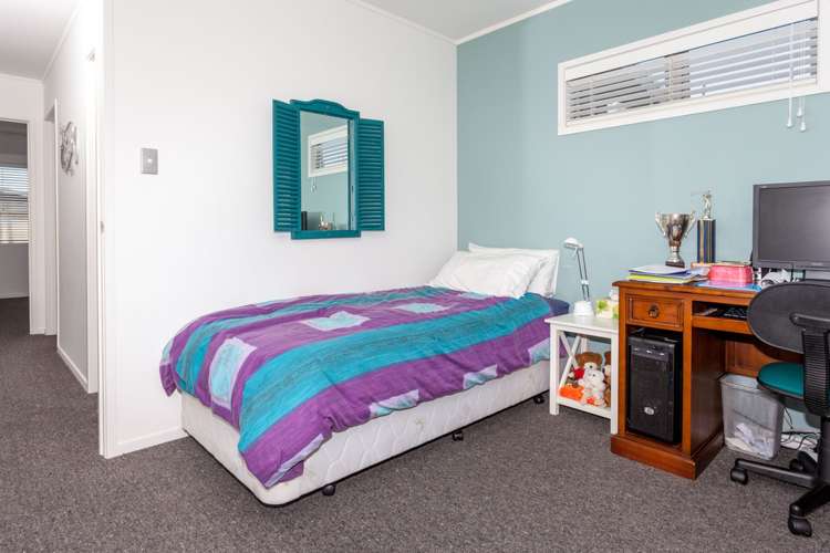 302 Port Road Whangamata_17