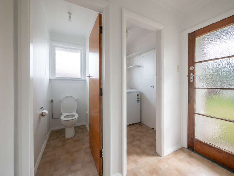 68 Stephen Street Halfway Bush_10