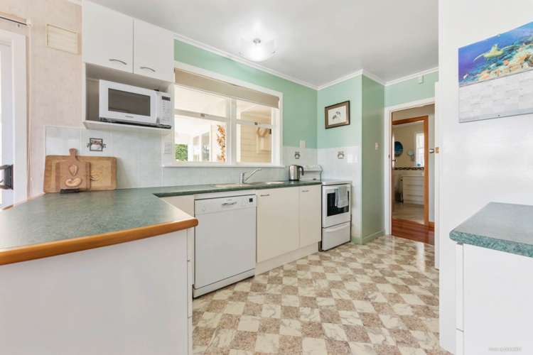 39 School Road Te Atatu South_6