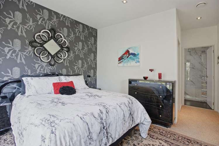 4/66 Powderham Street New Plymouth_16