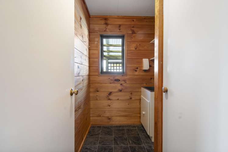 37 Pukepapa Road Marton_13