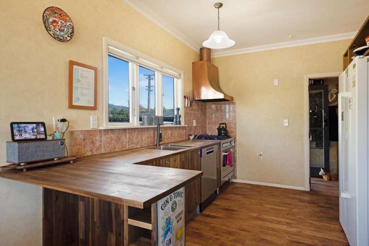 766 State Highway One Manakau_3