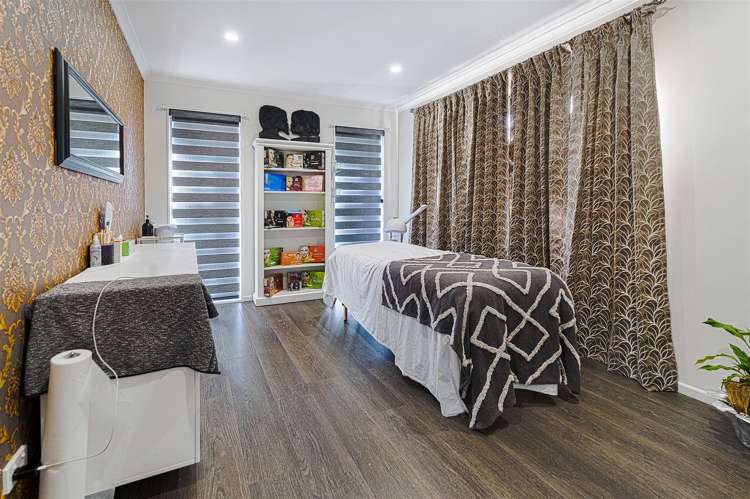 18 Grey Way Russley_8