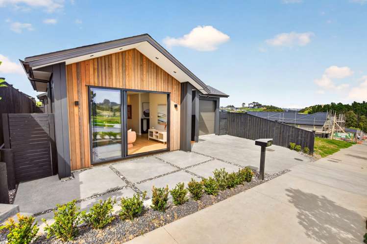 17 Tamaota Terrace Ara Hills_21