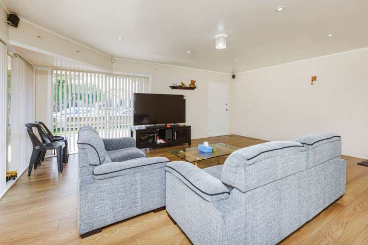 1/7 Nakhle Place Manurewa_6
