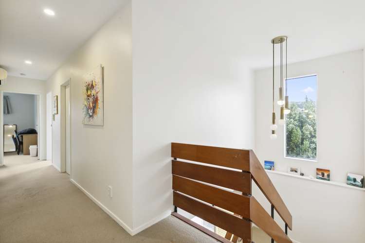 12 Mcmahon Way Paparangi_8