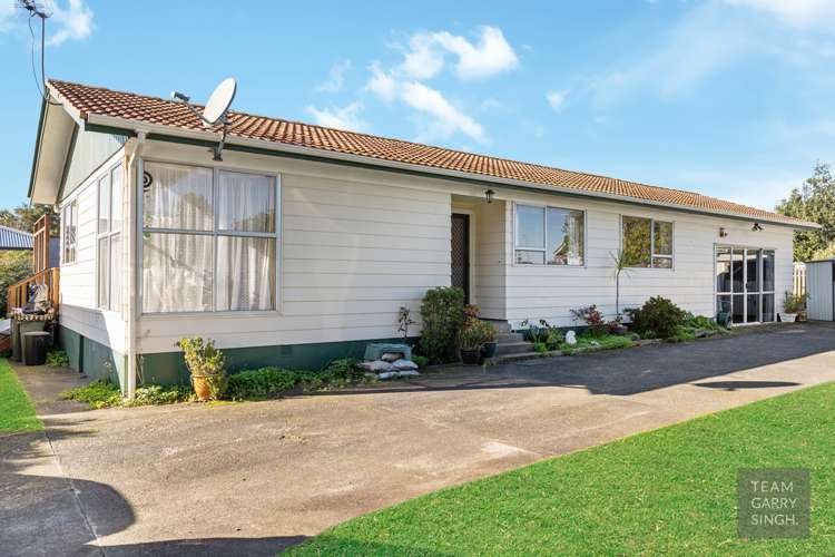 38 Yearsley Place Manurewa_1