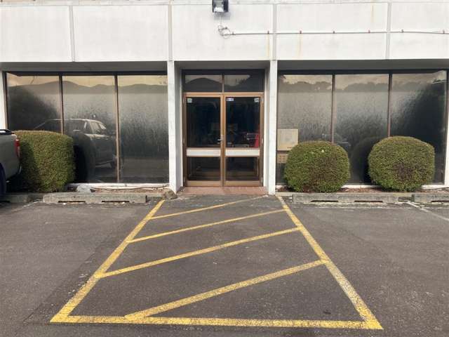 Ground Floor, 196 Middleton Road Glenside_3