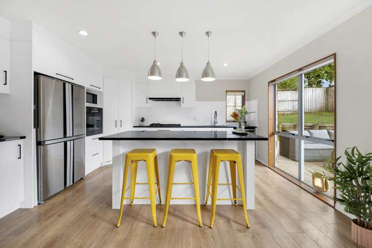 19 Gibbston Crescent Flat Bush_8