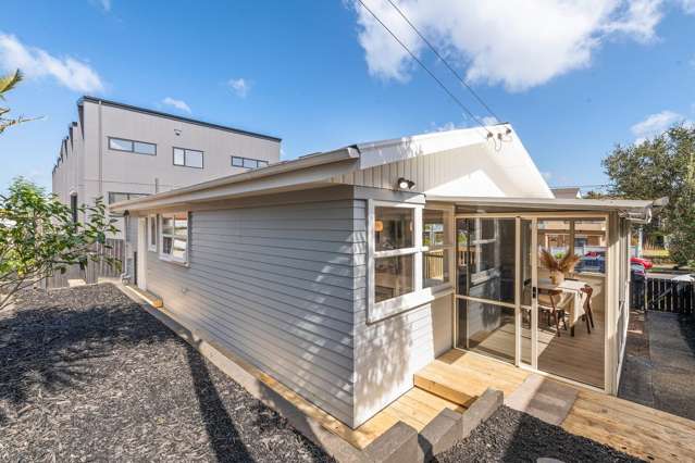 6 Kingsway Avenue Sandringham_1