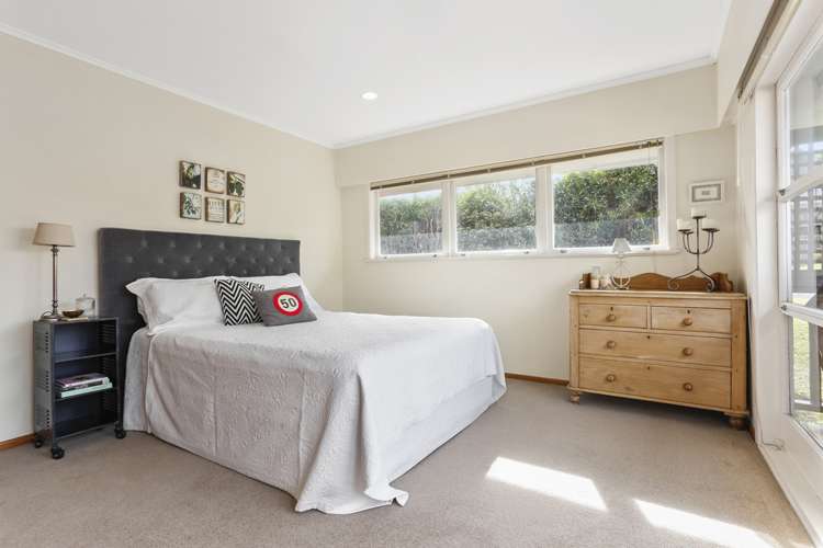 1b Churchill Road Murrays Bay_13