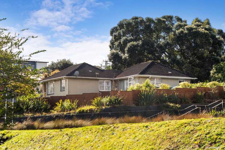 1 & 2 /42 Church Crescent Panmure_4