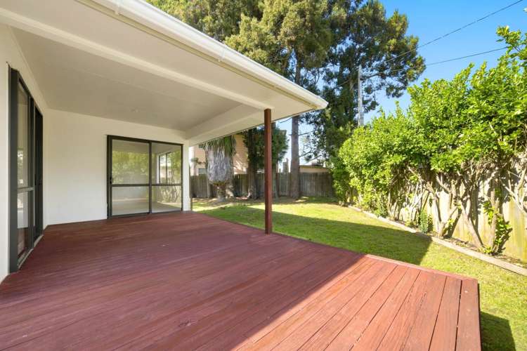 52A Woodside Road Massey_9