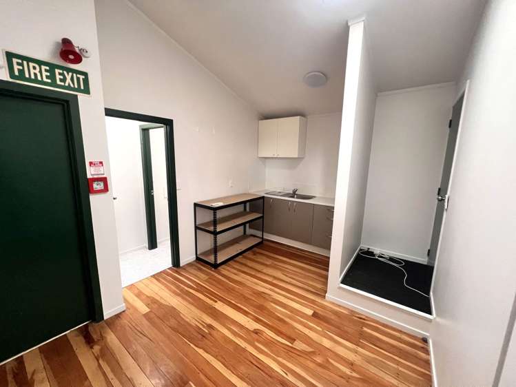 5-15 Victoria Road Devonport_7