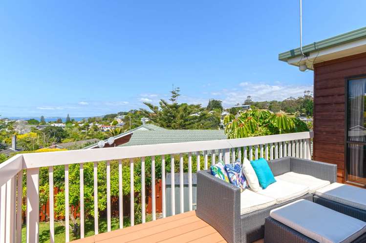 15 Macnay Way Murrays Bay_32