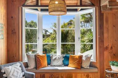 83 Anawhata Road_4