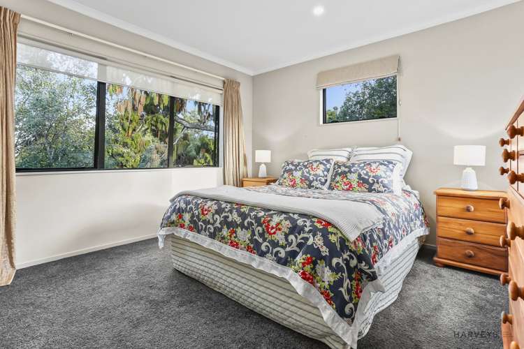 17f Tirimoana Road Te Atatu South_8