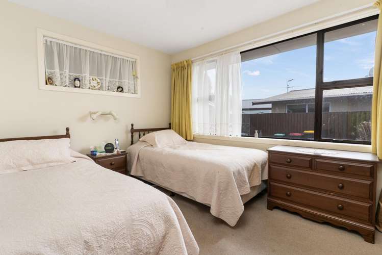 33 Martbern Crescent Bishopdale_8