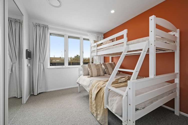 10A Burton Place Owhata_12