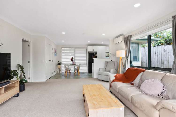 1B Duncan Avenue Te Atatu South_5