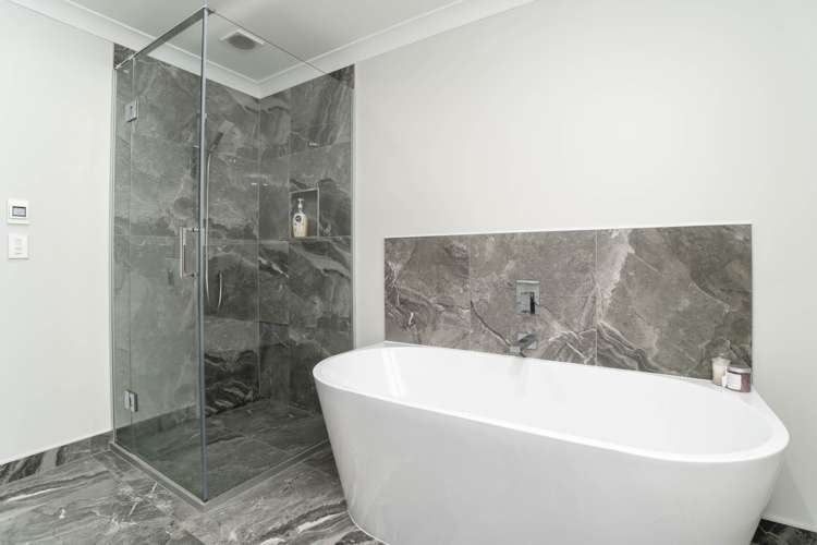 1 Hattersley Grove Churton Park_23