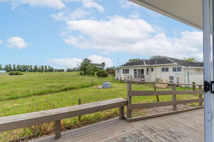 1922 State Highway 25 Pipiroa_23