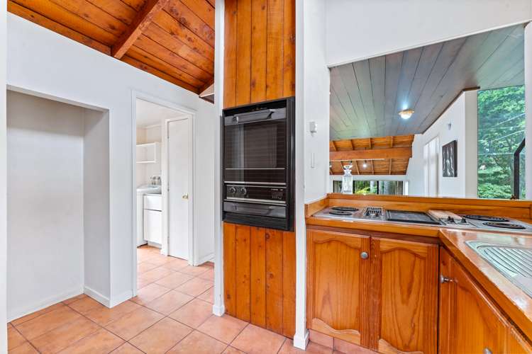 37 Eugenia Rise Totara Heights_10