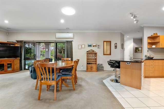 9 Hayward Rise Owhata_4