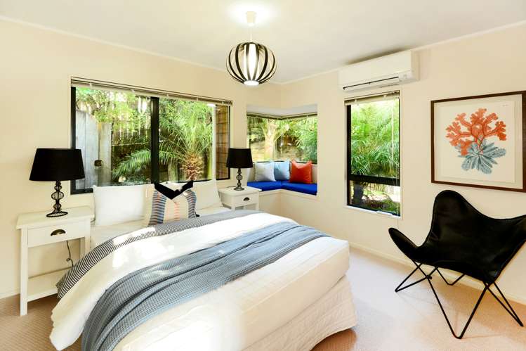 10 Poaka Place Beach Haven_17