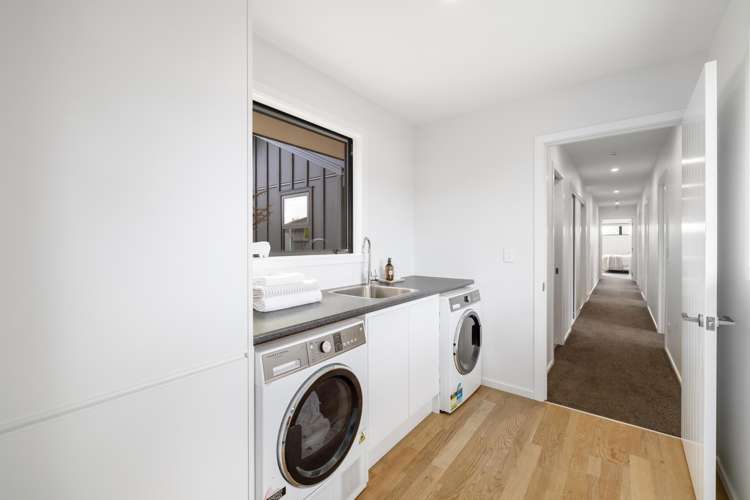 8 Roys Street Marshland_16