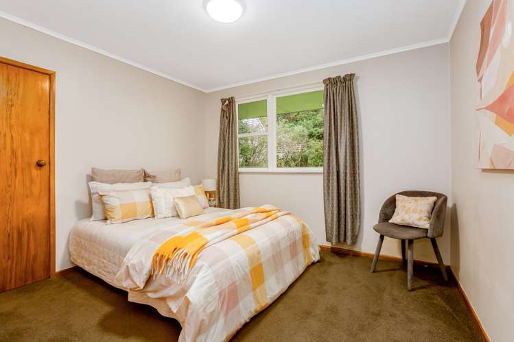 296 Main Road Tawa_11