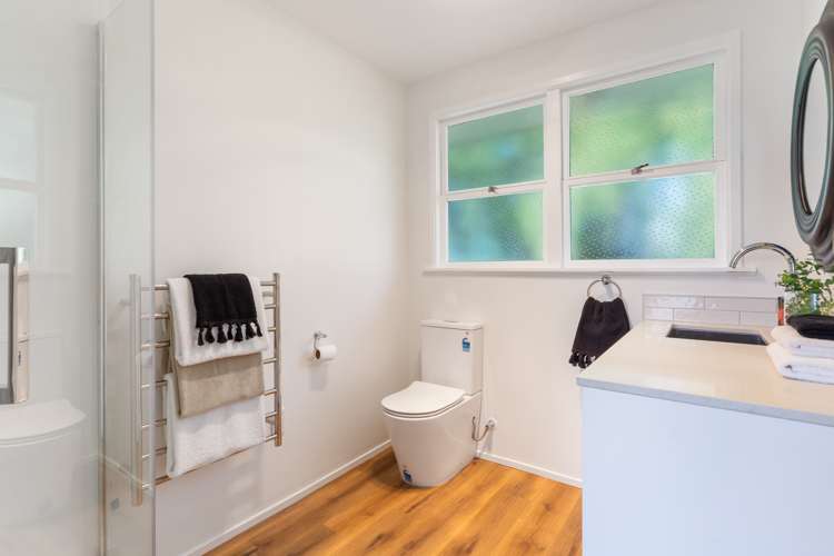 22v Aratonga Avenue Greenlane_6
