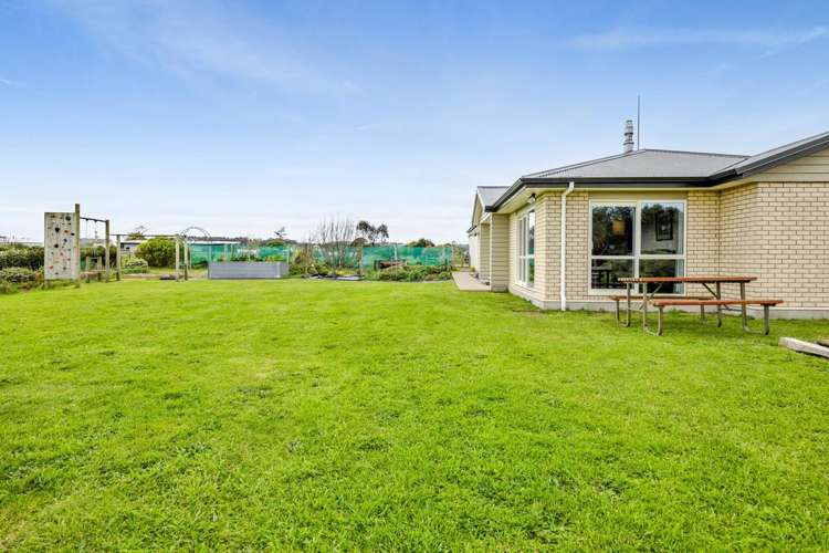 278 Austin Road Hawera_27