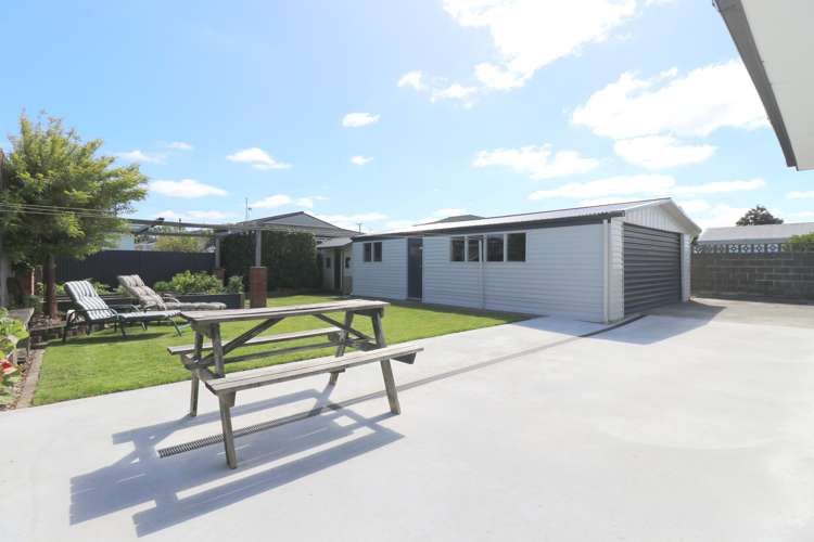 82 Edinburgh Crescent Waikiwi_3