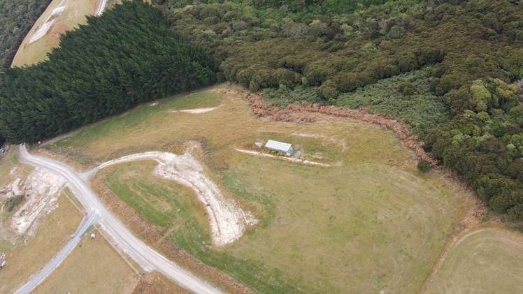 99 Kahu Ridge Road Taieri Mouth_12