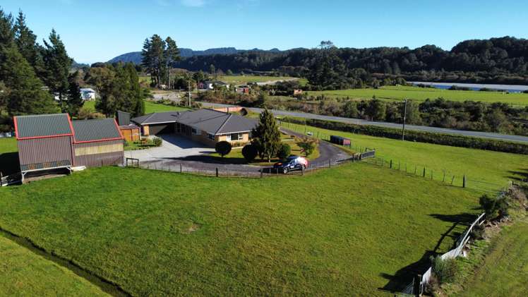 736 State Highway 7 Dobson_34