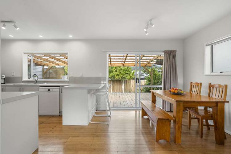 24 Glengarry Road Glen Eden_6