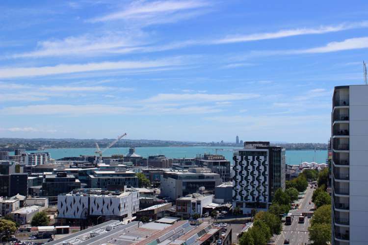 9a/92 Nelson Street Auckland Central_14
