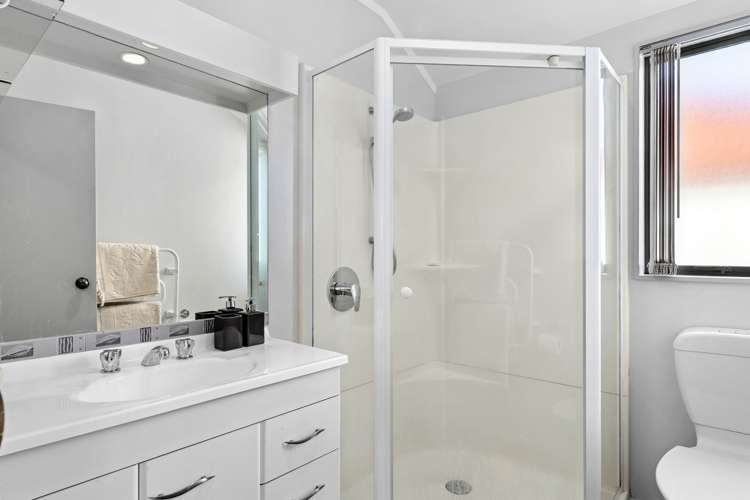 5 Saint James Avenue Richmond_10