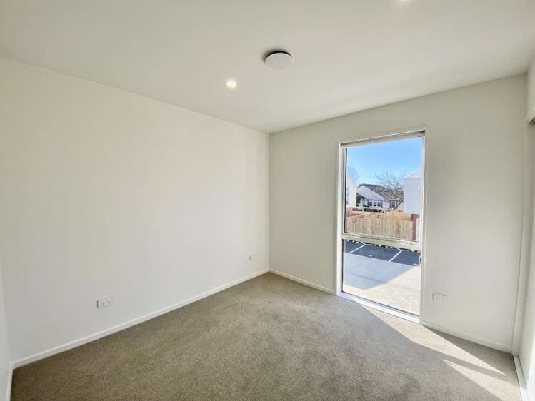 8/2 Hammond Place 10222_14