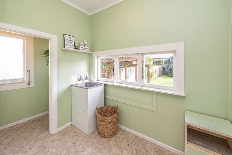 112 Glasgow Street Wanganui Central_12