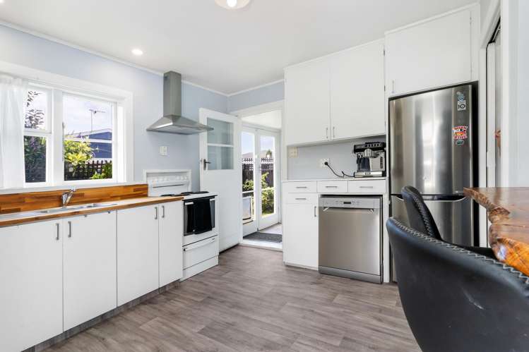 12 Goldsmith Place Waltham_4