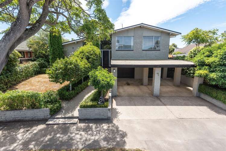 9 Woodstock Place Russley_1