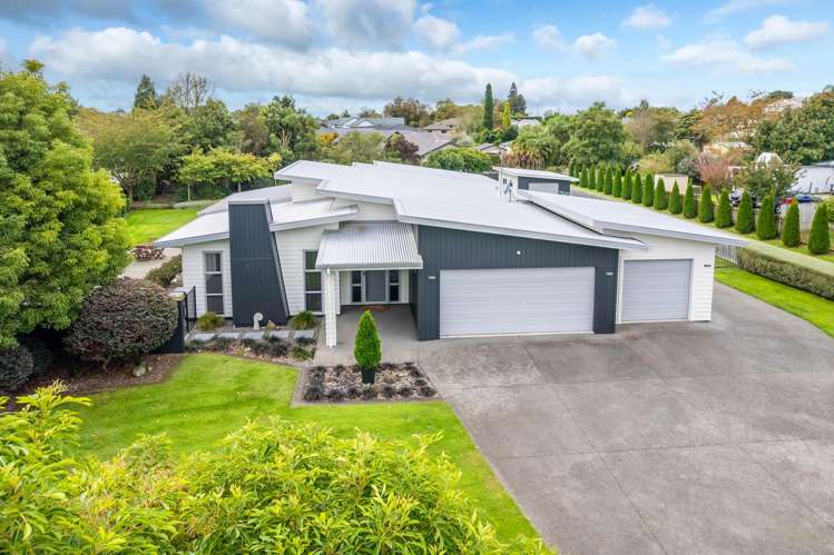 57 Ash Grove_0