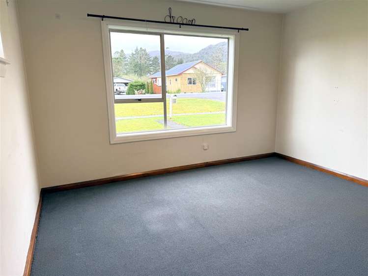 3 Inverness Street Dunollie_6