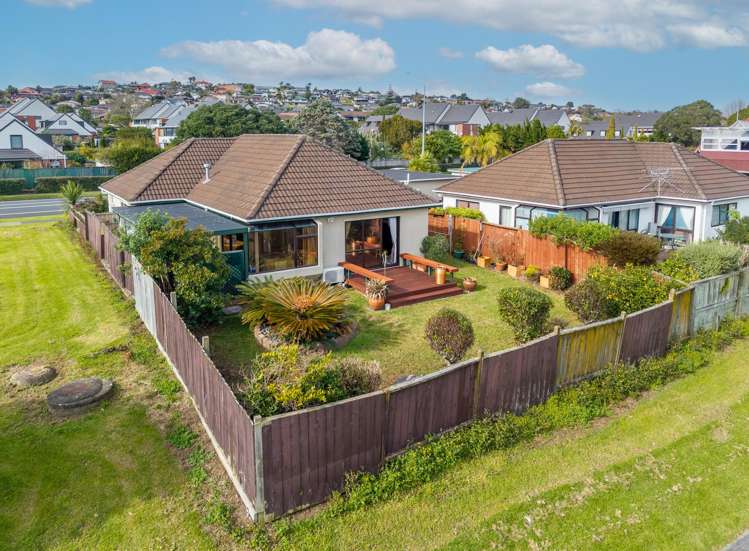 2/55 Aviemore Drive Highland Park_21