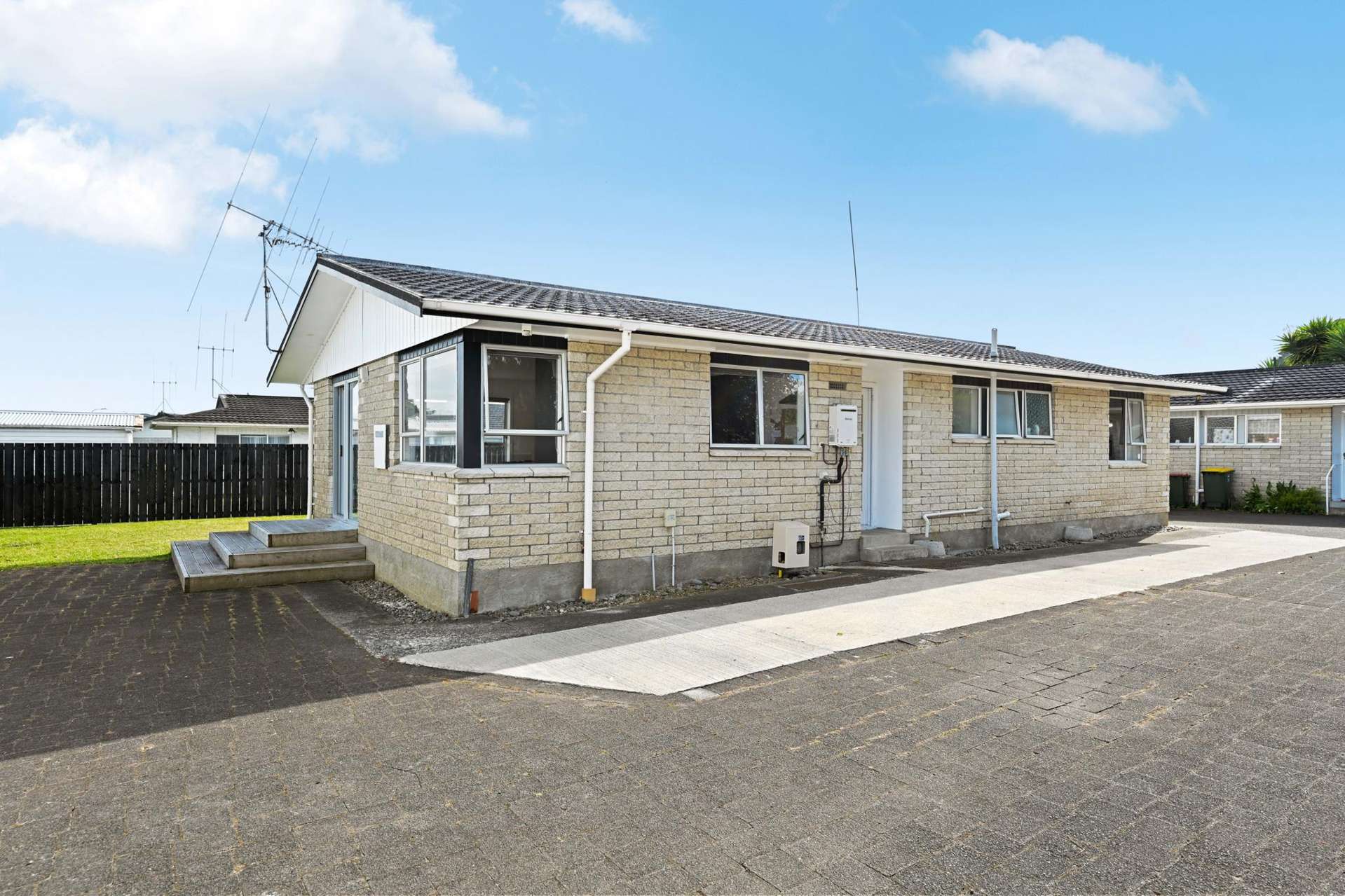 11A Knightsbridge Place Dinsdale_0